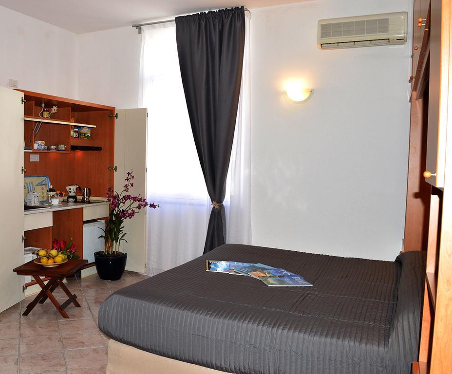 Seawall Holiday Home Salerno Kültér fotó