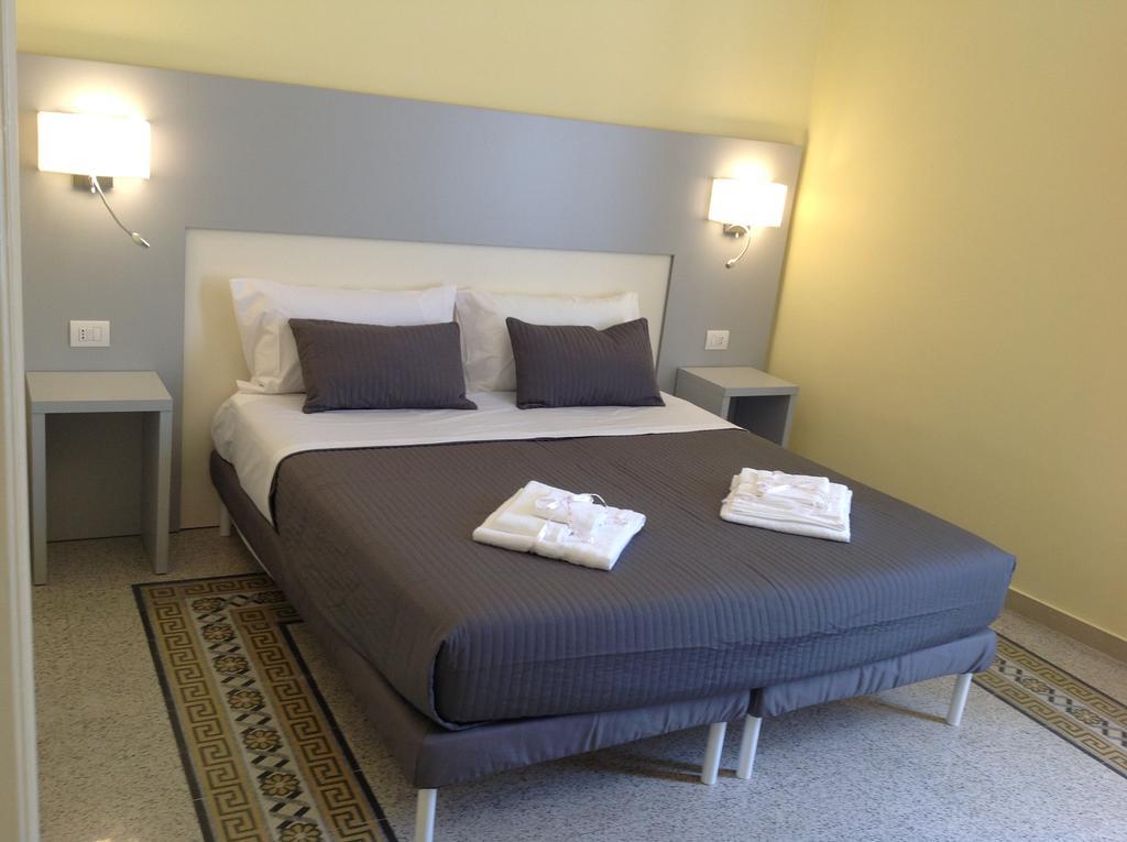 Seawall Holiday Home Salerno Kültér fotó